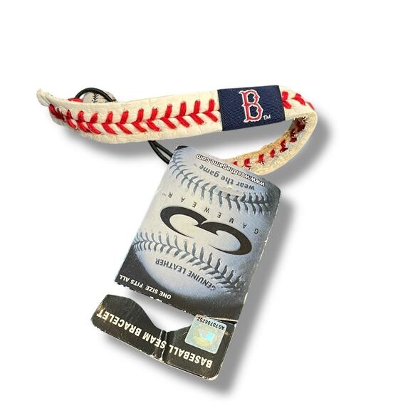 Boston Red Sox Baseball Seam Bracelet Gamewear Red Stitching Wear the Game MLB - Picture 14 of 14